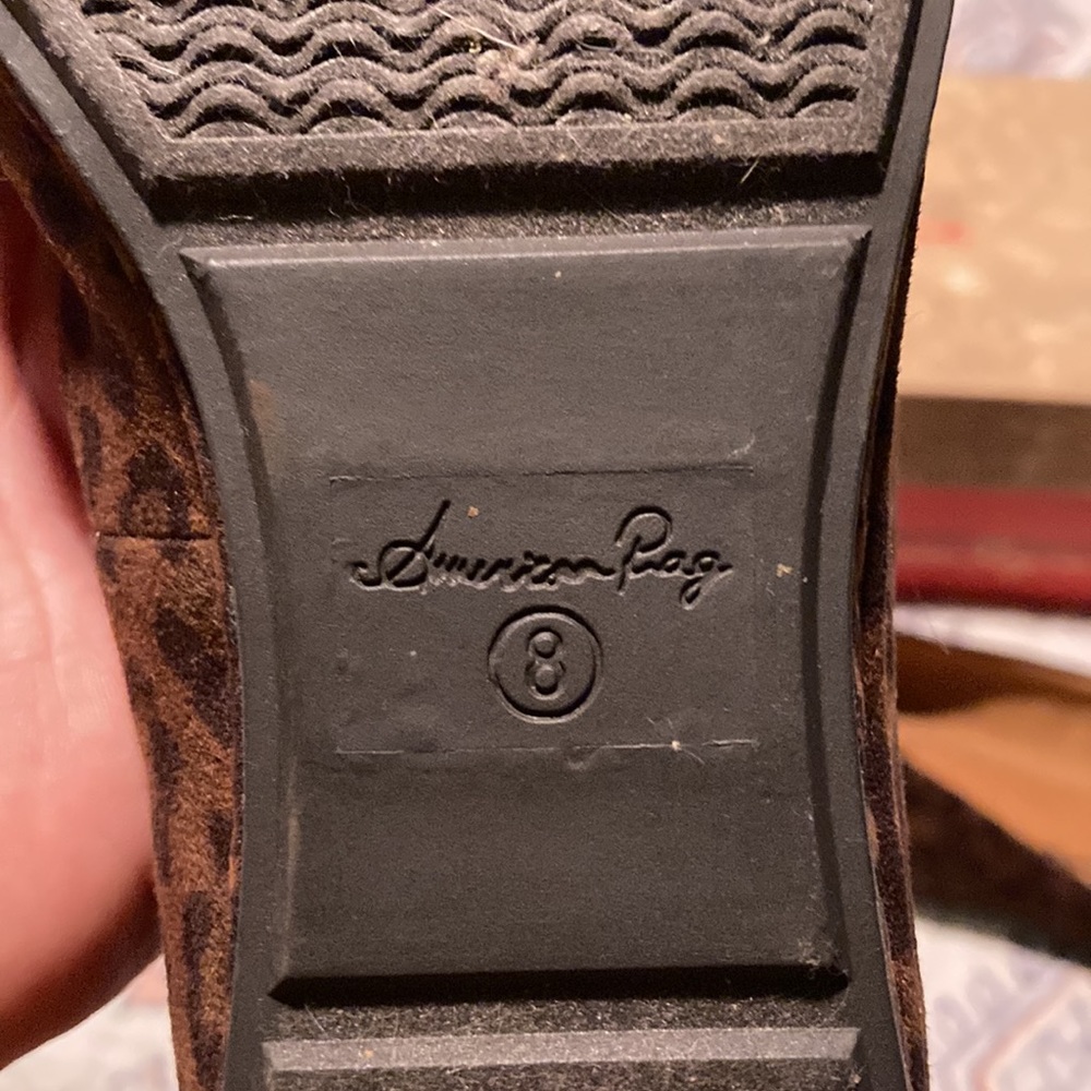 Leopard American Rag Flats - Picture 2 of 3